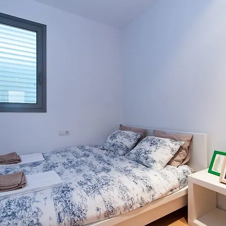 Hotel Bbarcelona Placa Universitat Flats 4*