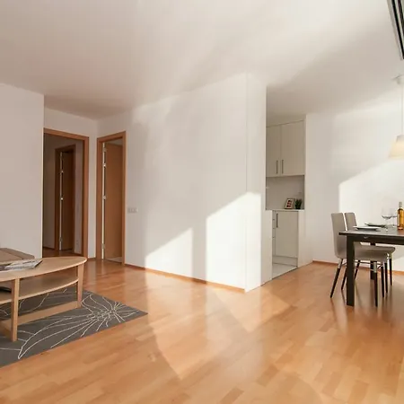 Bbarcelona Placa Universitat Flats